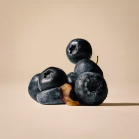 Супер премиум меко лакомство за котки Carnilove Soft Snack Buffalo with Blueberries с биволско месо и боровинки 50 г